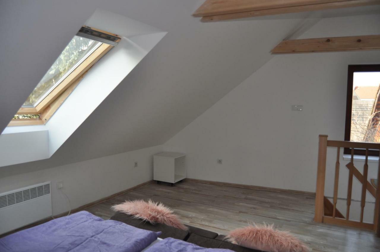 Domek Na Betleme Apartment Hlinsko Bagian luar foto